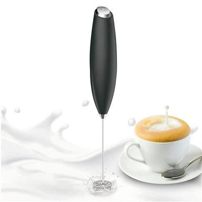 Frottement du lait à main